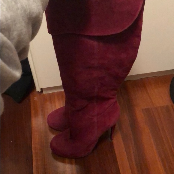✨ Burgundy Red Aldo Knee Boots 👢 - Picture 3 of 7